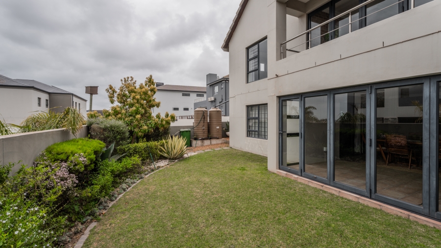 4 Bedroom Property for Sale in Myburgh Park Western Cape